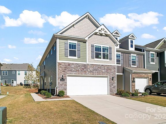3rd image of 263 Harpers Run Ln