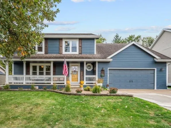 1412 Parkhill Dr, Norwalk, IA 50211