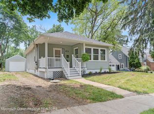 91 Locust Ave, Red Bank, NJ 07701