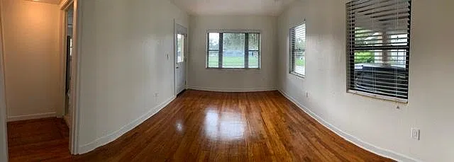 209 Hanson Ave — Photo 3