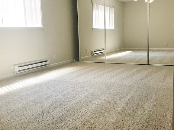 4th image of 2309 Rock St #16