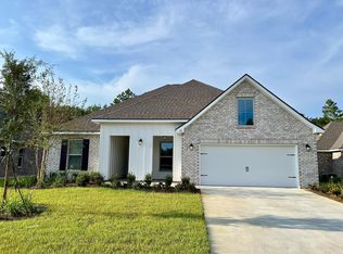 121 Constellation Ave, Freeport, FL 32439