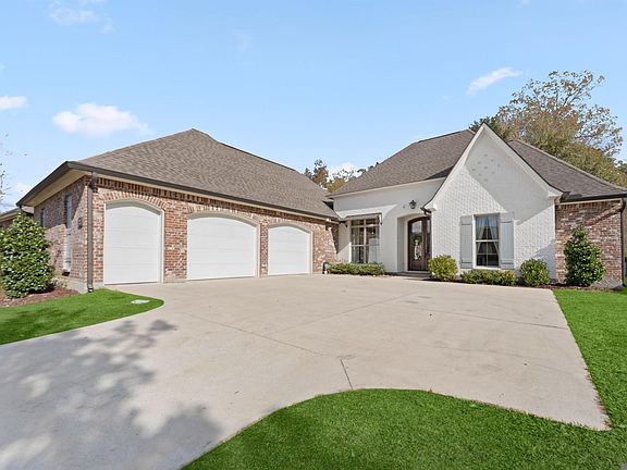 2nd image of 9130 Villa Crossing Dr