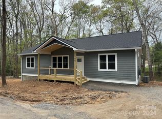 125 Lady Bear Ln, Fletcher, NC 28732