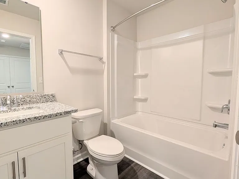 620 Golden Resin Rd — Photo 32