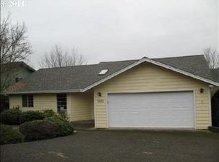 2021 NW Excello Dr, Roseburg, OR 97471