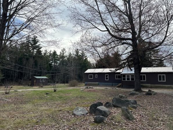 22 Jones Road, Winchester, NH 03470