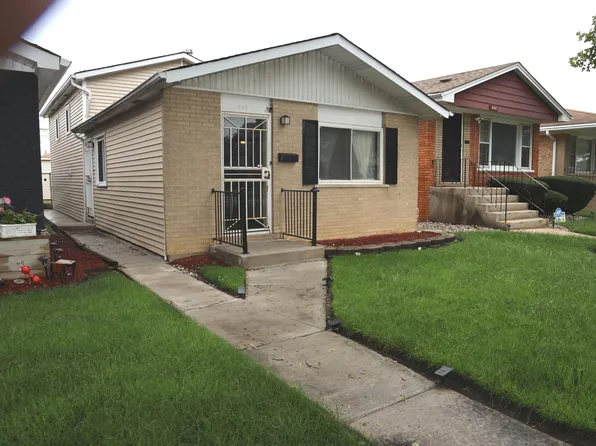 446 W 107th St, Chicago, IL 60628