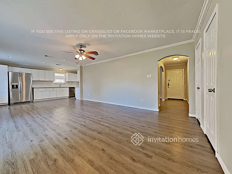 2705 Coy Dr — Photo 6
