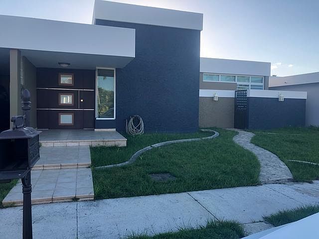 2nd image of 183 Calle Lirio