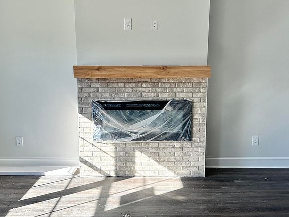 5th image of 1013 Finn Court