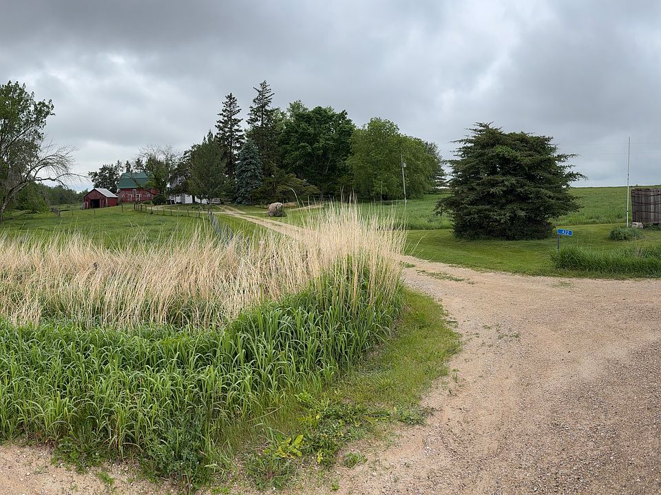 2nd image of 422 Rogers Grove Rd