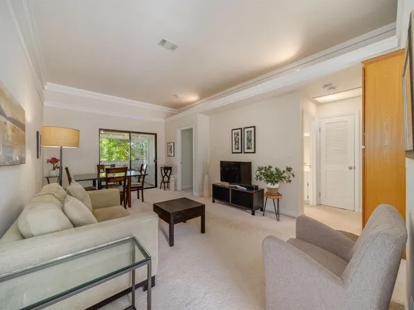 15 Tudor Ct, San Rafael, CA 94903