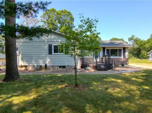 992 Peterson Avenue, Eau Claire, WI 54703