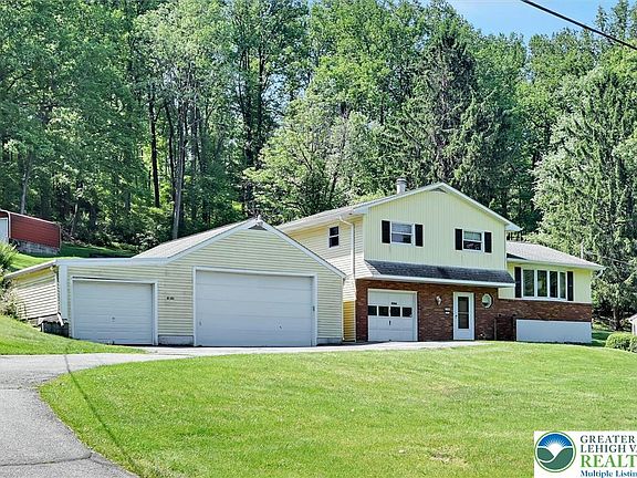 3rd image of 2346 Polk Valley Rd