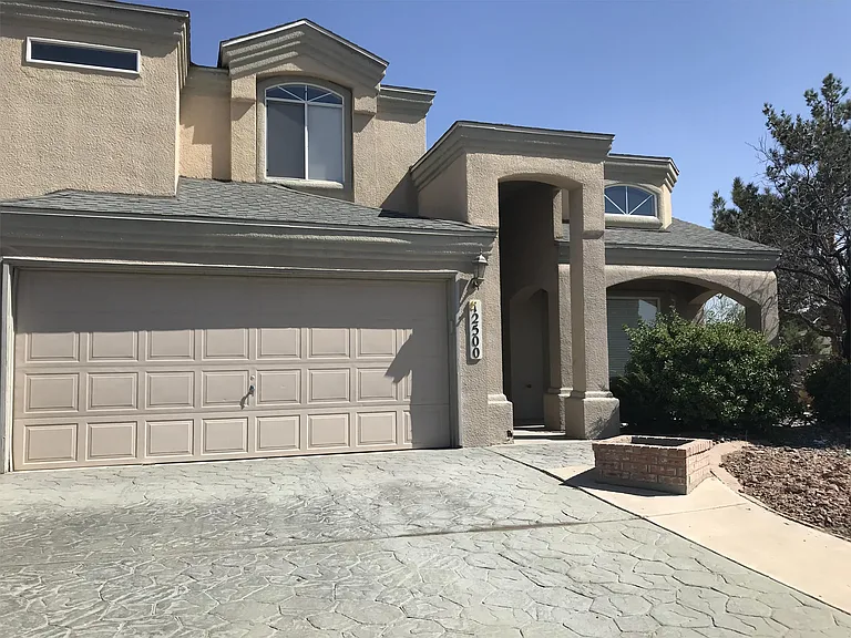 12500 Setting Sun Dr — Photo 2