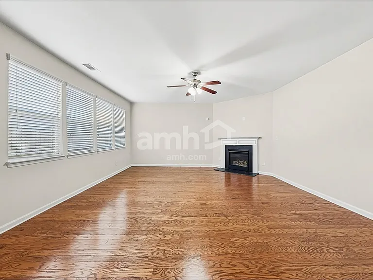 307 Victoria Heights Dr — Photo 7