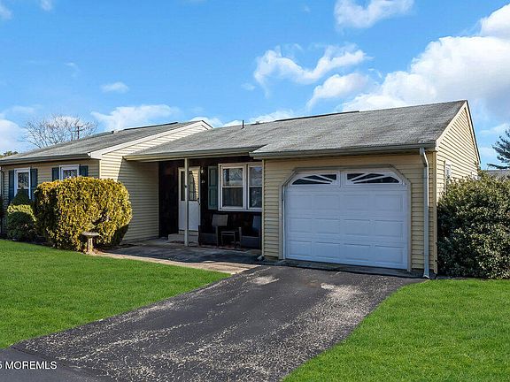 3rd image of 84 Westport Drive