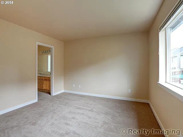 196 NW 209th Ave — Photo 7