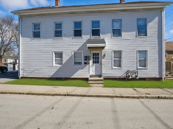 19 Myrtle Ave, Webster, MA 01570