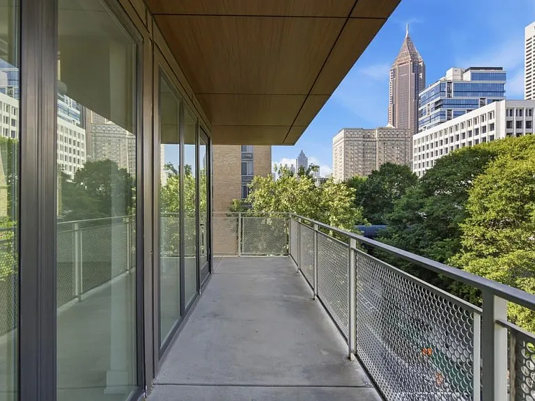 775 Juniper St #619 — Photo 31