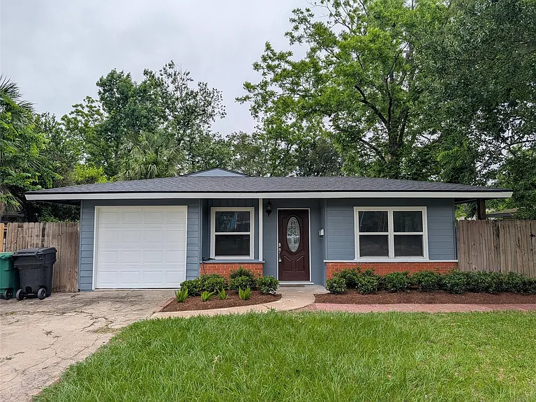 4110 Ella Blvd — Photo 2