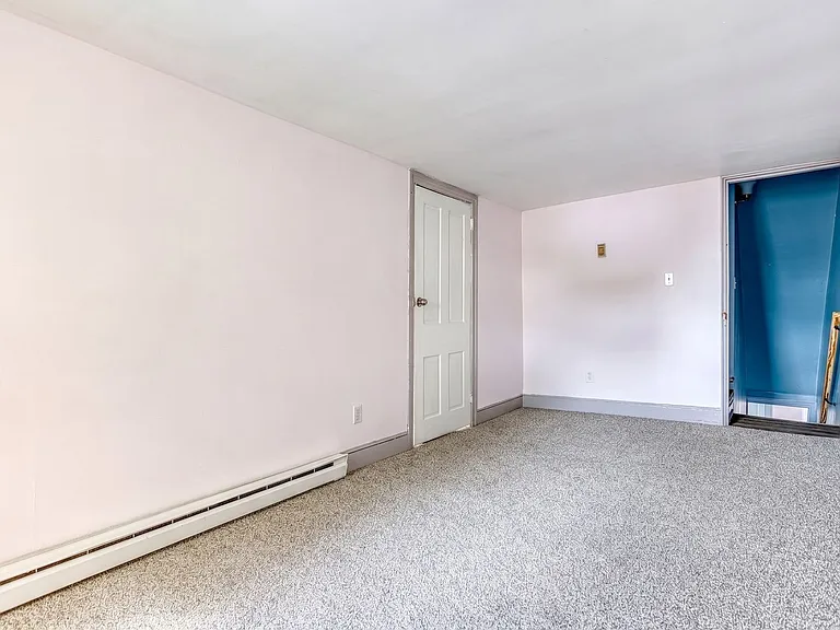 1251 Bailey St — Photo 12