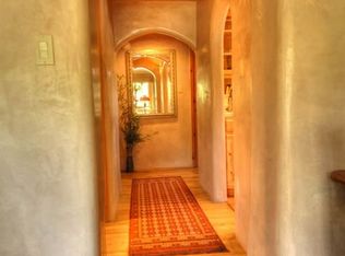 632 Old Santa Fe Trl APT 2, Santa Fe, NM 87505