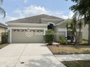 8201 Orange Spring Dr, Ruskin, FL 33573