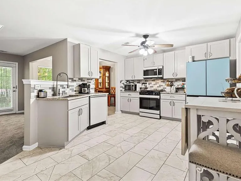 7155 Laurel Creek Dr — Photo 11