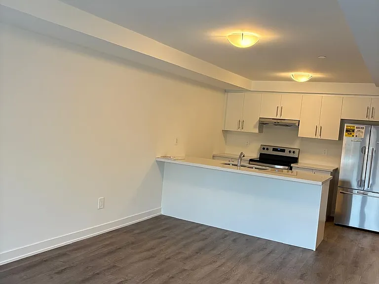 55 Romilly Ave — Photo 20