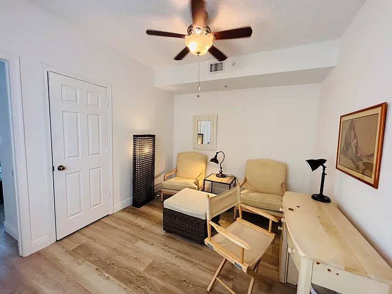2040 Greenview Shores Blvd #221 — Photo 17