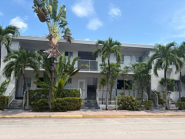 1 bed, 650 sqft, $1,725 — Photo 1