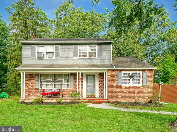 1425 16th Ave, Williamstown, NJ 08094