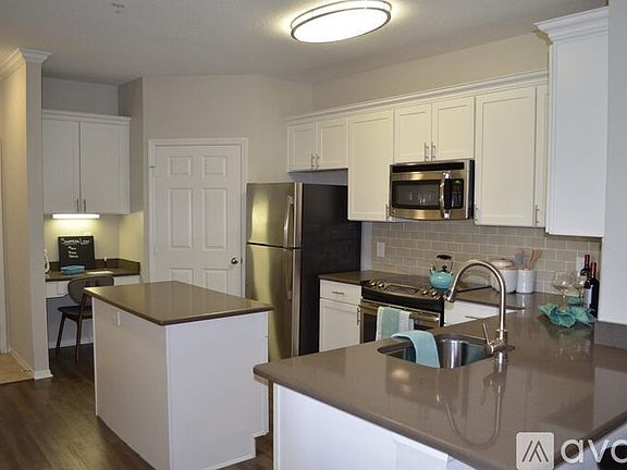 3rd image of 11850 9th St N #3311