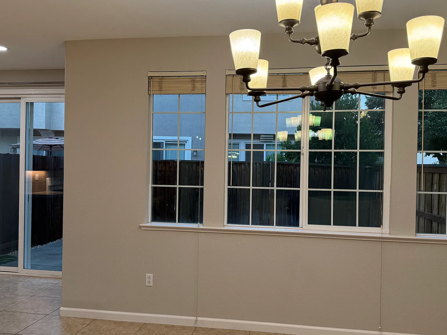 3 bed, 2.5 bath, 1746 sqft, $2,950 — Photo 4