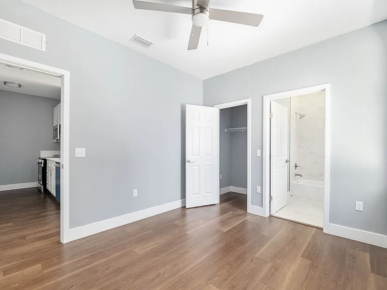 420 NW 3rd Ave #1 — Photo 14