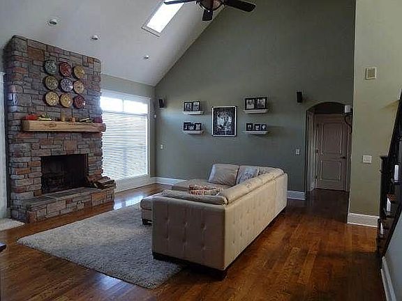 4th image of 3207 Vicksburg Ct