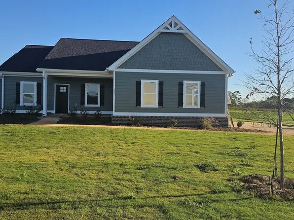 1041 Madison Hills Dr #72, Madison, GA 30650