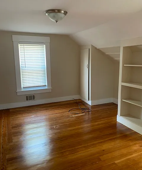 69 E Transit St — Photo 19