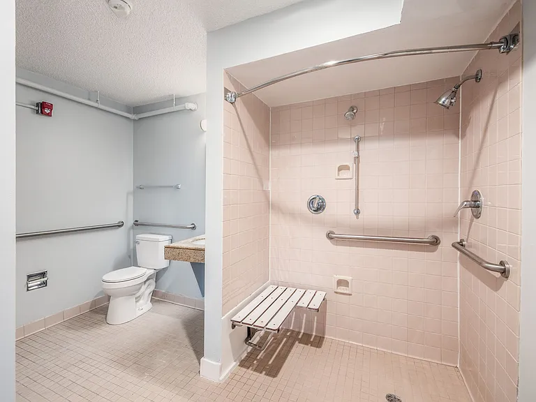 ReVi Columbus East — Photo 13