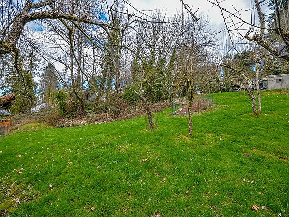 3rd image of 0 1st St