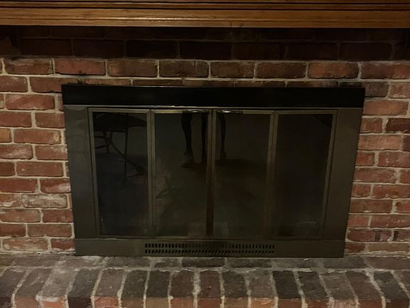 Working wood fire place