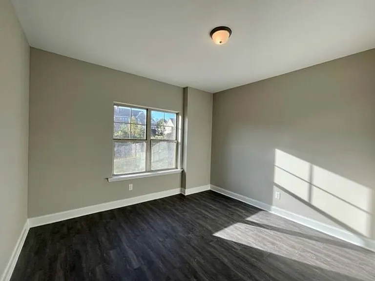 26 Bradley Dr — Photo 10