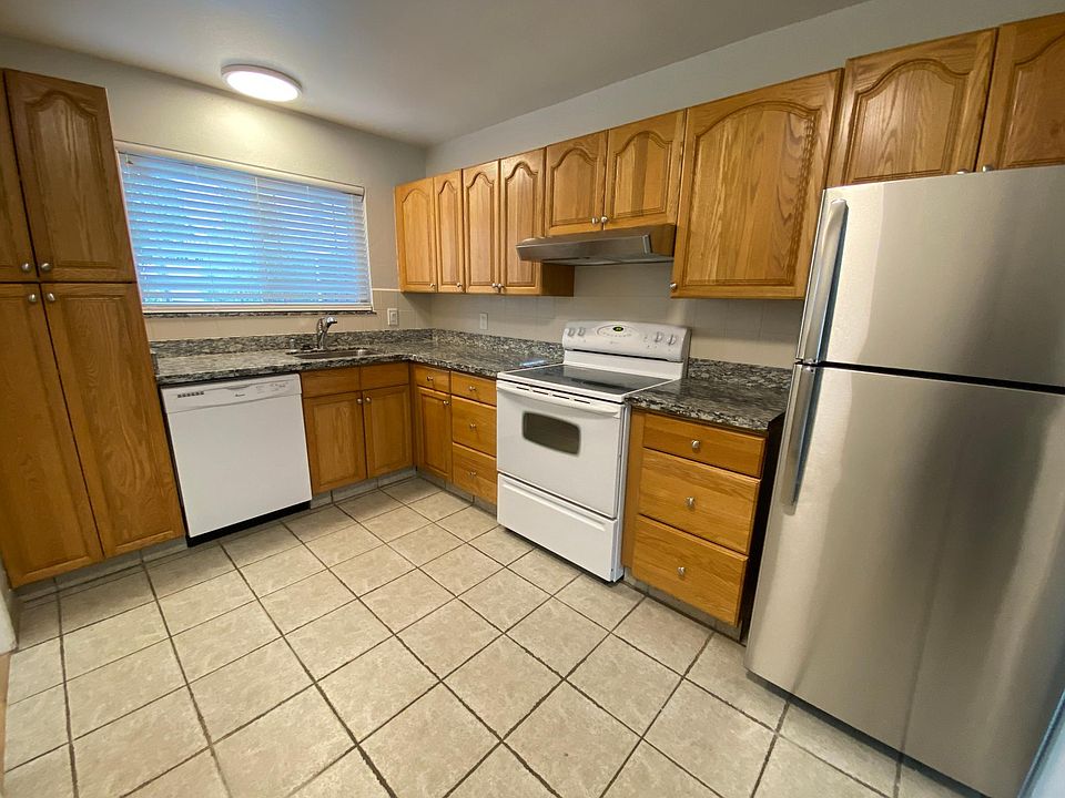 1st image of 3516 Farm Hill Blvd APT 20
