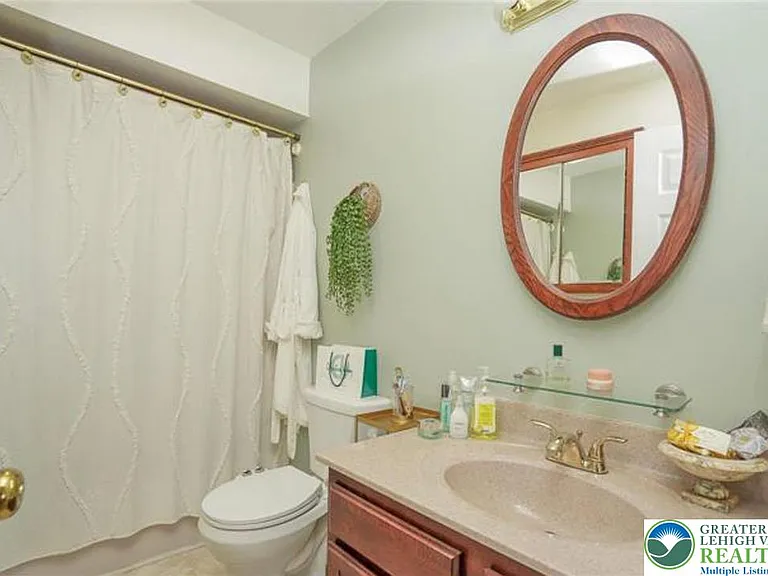 1319 Shady Ln — Photo 64