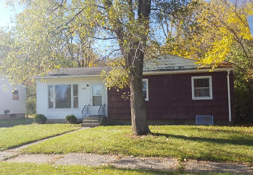 1st image of 6915 Roseanna Dr