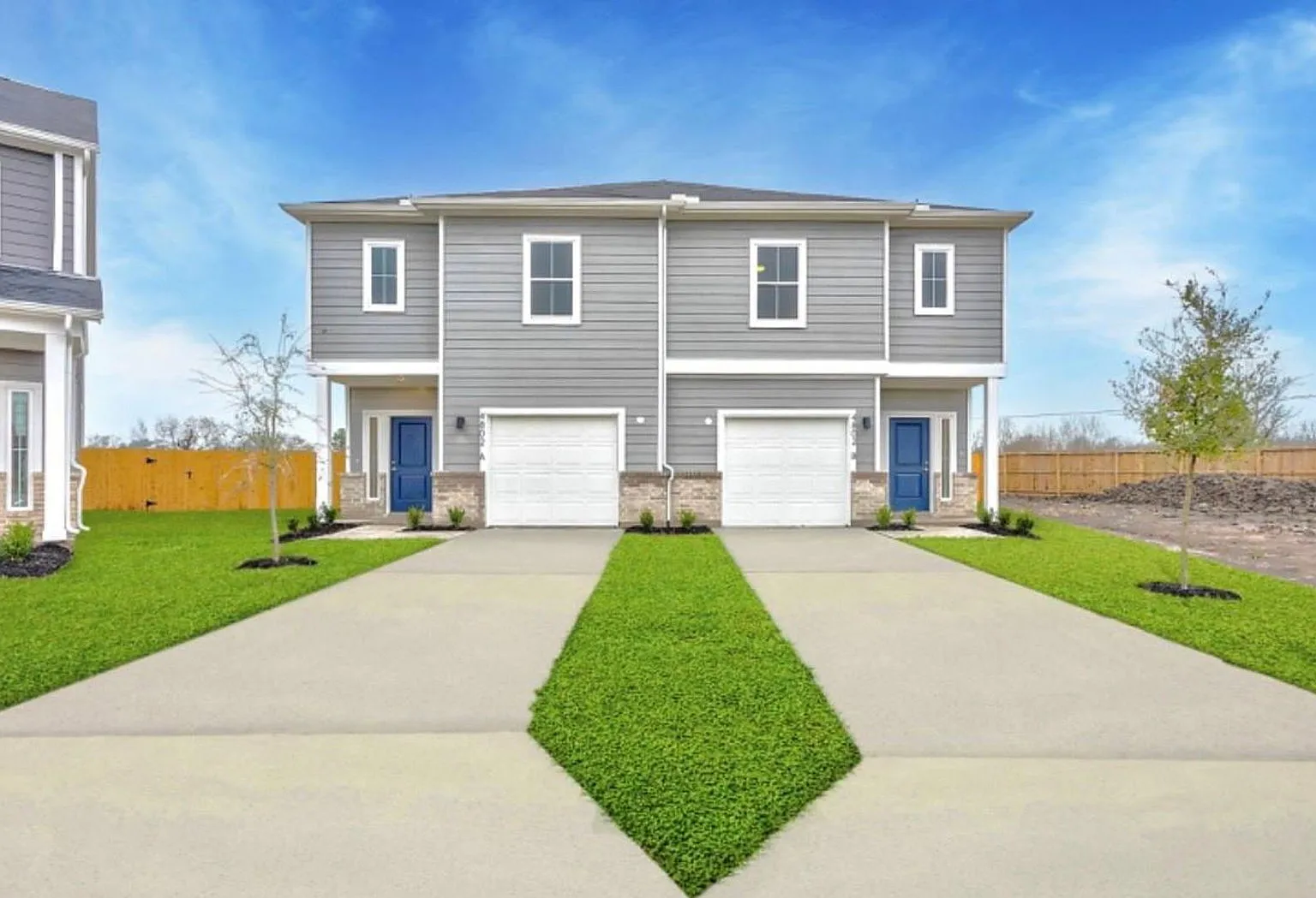 3 bed, 2.5 bath, 1681 sqft, $1,899 — Photo 3
