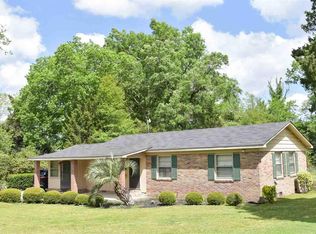 E Cherry St, Andrews, SC 29510