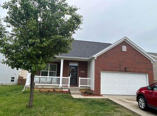 5516 Bannon Crossings Dr, Louisville, KY 40218